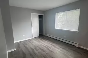 8805 Dee Rd, Des Plaines, IL 60016 - Photo 6