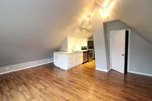 3732 N Ashland Ave, Chicago, IL 60613 - Photo 2