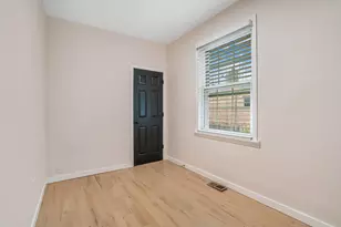5212 S Kildare Ave, Chicago, IL 60632 - Photo 8