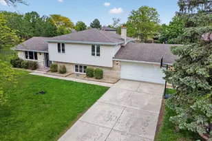 10818 Bryant Rd, Mokena, IL 60448 - Photo 1