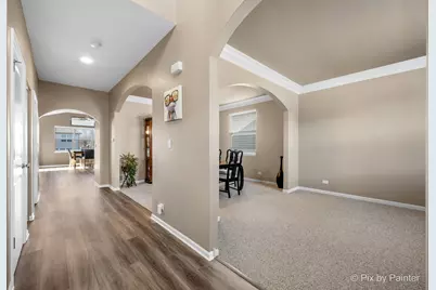 748 Cashmere Lane, Elgin, IL 60124 - Photo 6