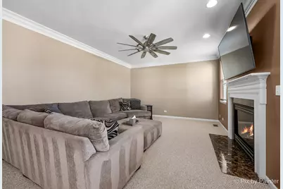 748 Cashmere Lane, Elgin, IL 60124 - Photo 16