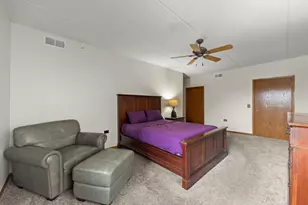 18610 Pine Lake Dr, Tinley Park, IL 60477 - Photo 14