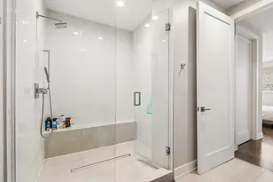 236 S Racine Ave, Chicago, IL 60607 - Photo 10