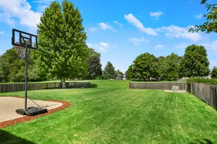 1640 Rose Ln, Romeoville, IL 60446 - Photo 38