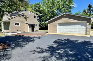42145 N Kenosha Rd, Zion, IL 60099 - Photo 2
