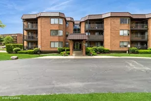 6425 Clarendon Hills Rd, Willowbrook, IL 60527 - Photo 1