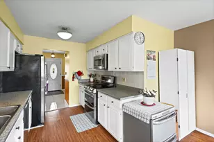 1913 E Seminole Ln, Mount Prospect, IL 60056 - Photo 12