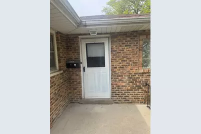 208 1/2 Blackstone Street, Thornton, IL 60476 - Photo 2