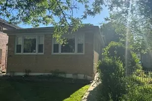 6034 N Bernard St, Chicago, IL 60659 - Photo 2