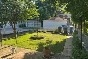 6034 N Bernard St, Chicago, IL 60659 - Photo 18