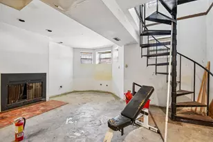 1047 W Leland Ave, Chicago, IL 60640 - Photo 18
