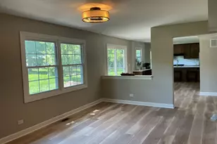 2229 Woodland Cir, Naperville, IL 60565 - Photo 10