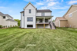 1108 Walter St, Lemont, IL 60439 - Photo 2