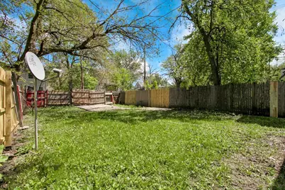 11741 S Wentworth Avenue, Chicago, IL 60628 - Photo 18