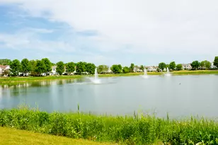 2231 Flagstone Ln, Carpentersville, IL 60110 - Photo 26