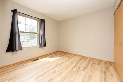 2231 Flagstone Lane, Carpentersville, IL 60110 - Photo 12