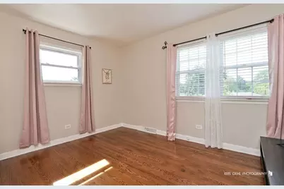 9550 Potter Road, Des Plaines, IL 60016 - Photo 14