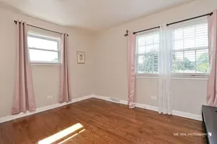 9550 Potter Rd, Des Plaines, IL 60016 - Photo 14