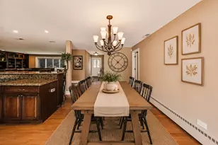 16 S Wildwood Dr, Prospect Heights, IL 60070 - Photo 12