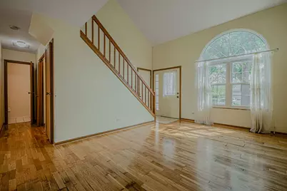 431 Ascot Lane, Streamwood, IL 60107 - Photo 4