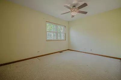 431 Ascot Lane, Streamwood, IL 60107 - Photo 16