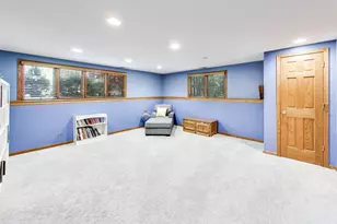 15352 W Cherrywood Ln, Libertyville, IL 60048 - Photo 18