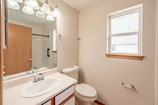 118 E 107th St, Chicago, IL 60628 - Photo 12