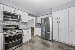 1288 Crystal Shore Dr, Carol Stream, IL 60188 - Photo 22