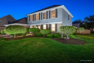1288 Crystal Shore Dr, Carol Stream, IL 60188 - Photo 4
