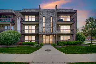 11000 S Keating Ave, Oak Lawn, IL 60453 - Photo 1