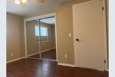 3829 Eastway Drive, Island Lake, IL 60042 - Photo 18