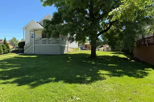 700 McCarthy St, Lemont, IL 60439 - Photo 16
