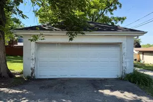700 McCarthy St, Lemont, IL 60439 - Photo 14