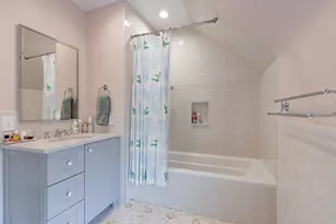 1220 E 57th St, Chicago, IL 60637 - Photo 22