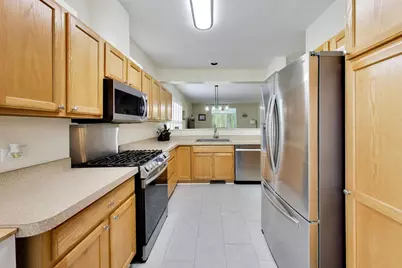3407 Stretch Run Road, Grayslake, IL 60030 - Photo 8