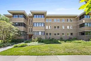 177 Linden Ave, Oak Park, IL 60302 - Photo 1