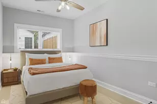555 N Springfield Ave, Chicago, IL 60624 - Photo 12