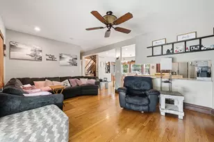 809 E Center St, Ottawa, IL 61350 - Photo 10