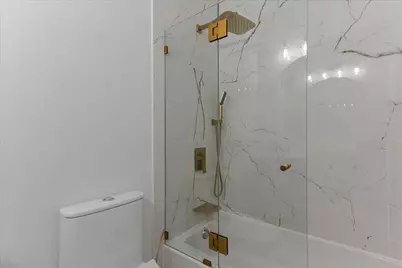 7028 N Ridge Boulevard #2S, Chicago, IL 60645 - Photo 18