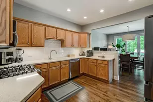 4256 Stableford Ln, Naperville, IL 60564 - Photo 10