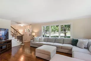 716 S Dymond Rd, Libertyville, IL 60048 - Photo 4