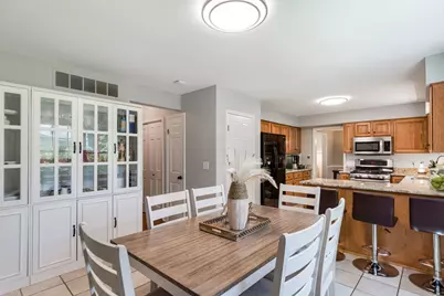 716 S Dymond Road, Libertyville, IL 60048 - Photo 10