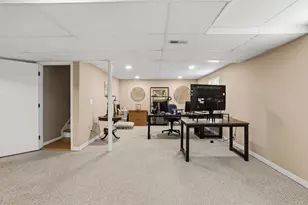 759 Yorkshire Ln, Des Plaines, IL 60016 - Photo 24