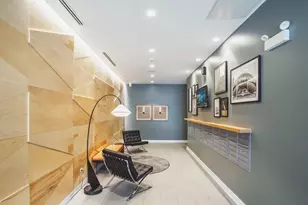 830 N Milwaukee Ave, Chicago, IL 60642 - Photo 2