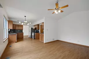 1127 Ashbrook Dr, Mundelein, IL 60060 - Photo 14