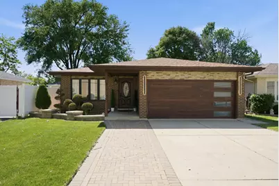 8320 Lamon Avenue, Burbank, IL 60459 - Photo 1