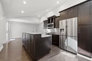 8320 Lamon Ave, Burbank, IL 60459 - Photo 10