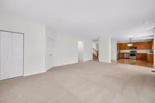 2896 Davenport Dr, West Chicago, IL 60185 - Photo 20