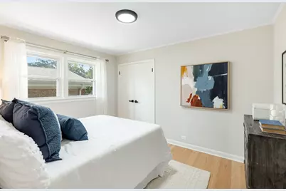 604 Lavergne Avenue, Wilmette, IL 60091 - Photo 12